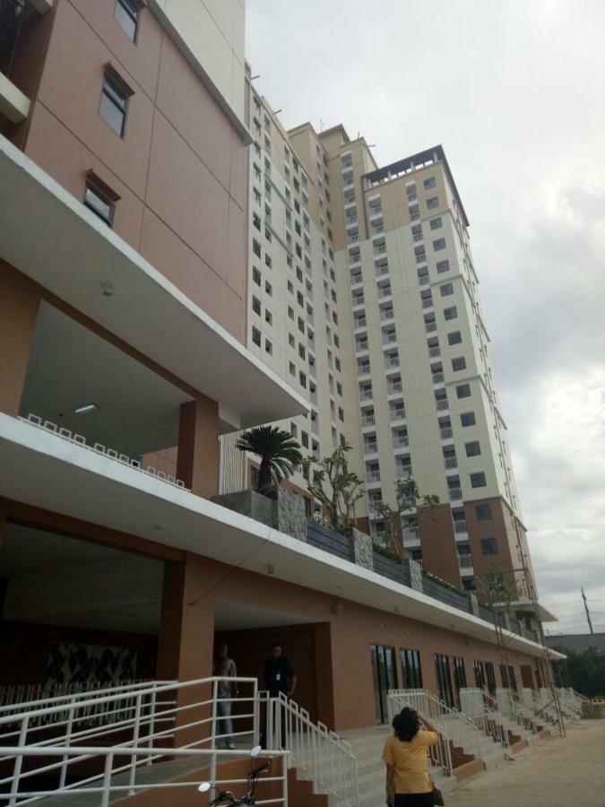 Betos Apartment Bekasi Exterior photo